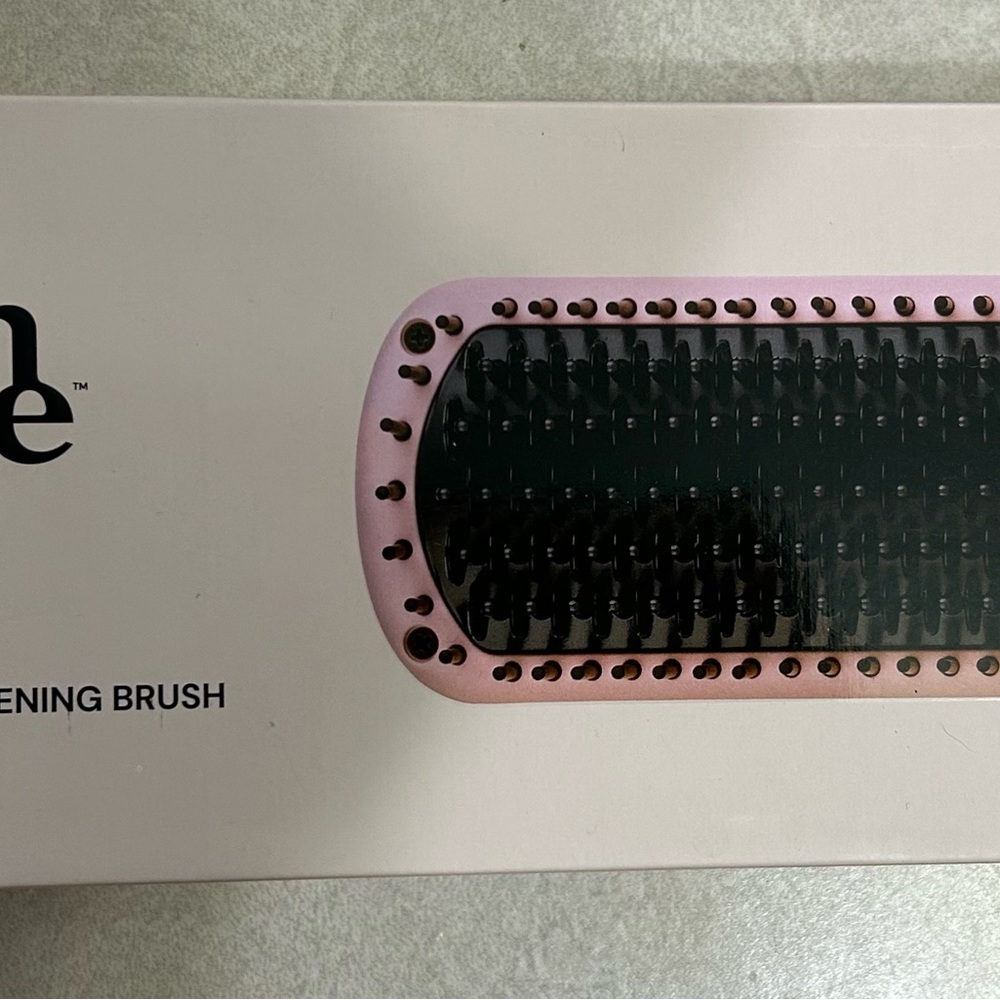 Elegant Pink Hair Straightening Brush